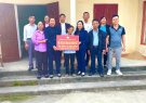 ỦY BAN MTTQ XÃ HOÀNG GIANG TRAO TIỀN HỖ TRỢ SỬA CHỮA NHÀ ĐẠI ĐOÀN KẾT CHO GIA ĐÌNH BÀ LÊ THỊ CHUNG, THÔN CAO HẬU